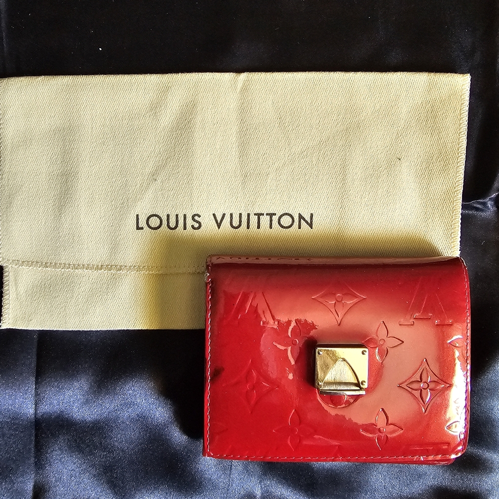 Louis Vuitton Monogram Vernis Koala Patent Leather Wallet VGUC
